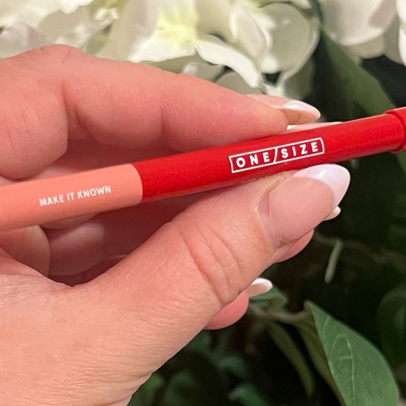 ONE/SIZE • LIP LINER PENCIL • MAKE IT KNOWN - Picture 4 of 6